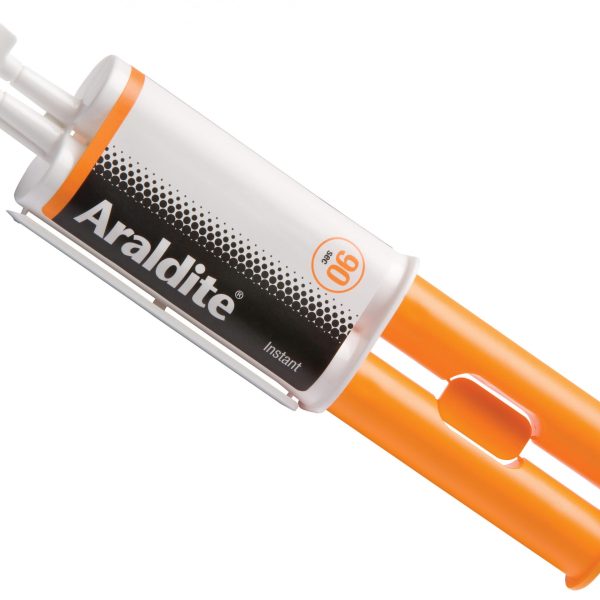 ARALDITE® Instant Epoxy Syringe 24ml