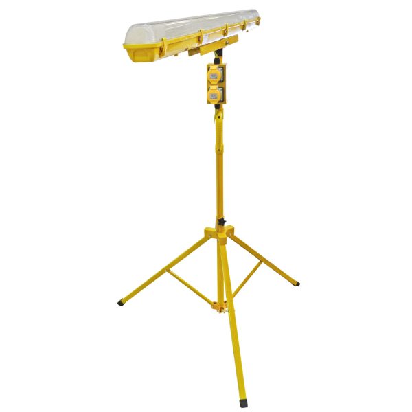 FAITHFULL POWER PLUS  LED Plasterer's Tripod Light 5ft 4050 Lumens 110V