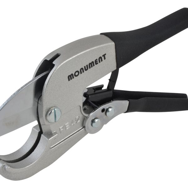 MONUMENT   2645T Ratchet Action Plastic Pipe Cutter 42mm