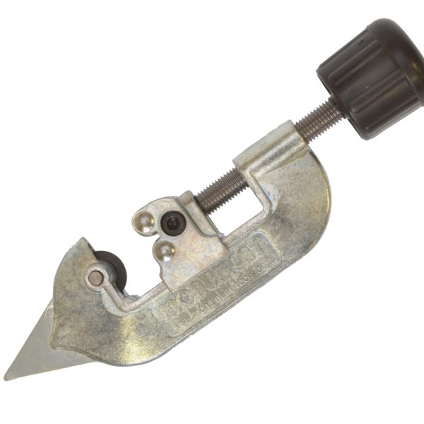 MONUMENT   Pipe Cutter No 1 265B