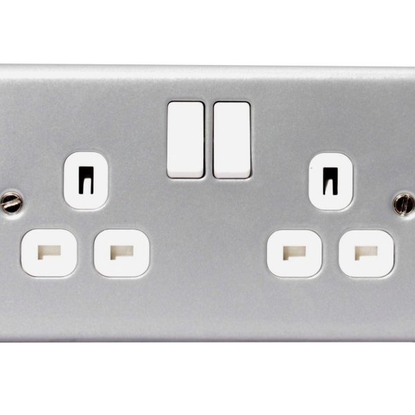 MASTERPLUG Metal Clad Switched Socket 2-Gang 13A