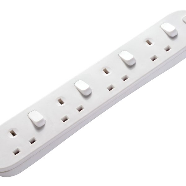 MASTERPLUG Extension Lead 240V 4-Gang 13A White Switched 2m