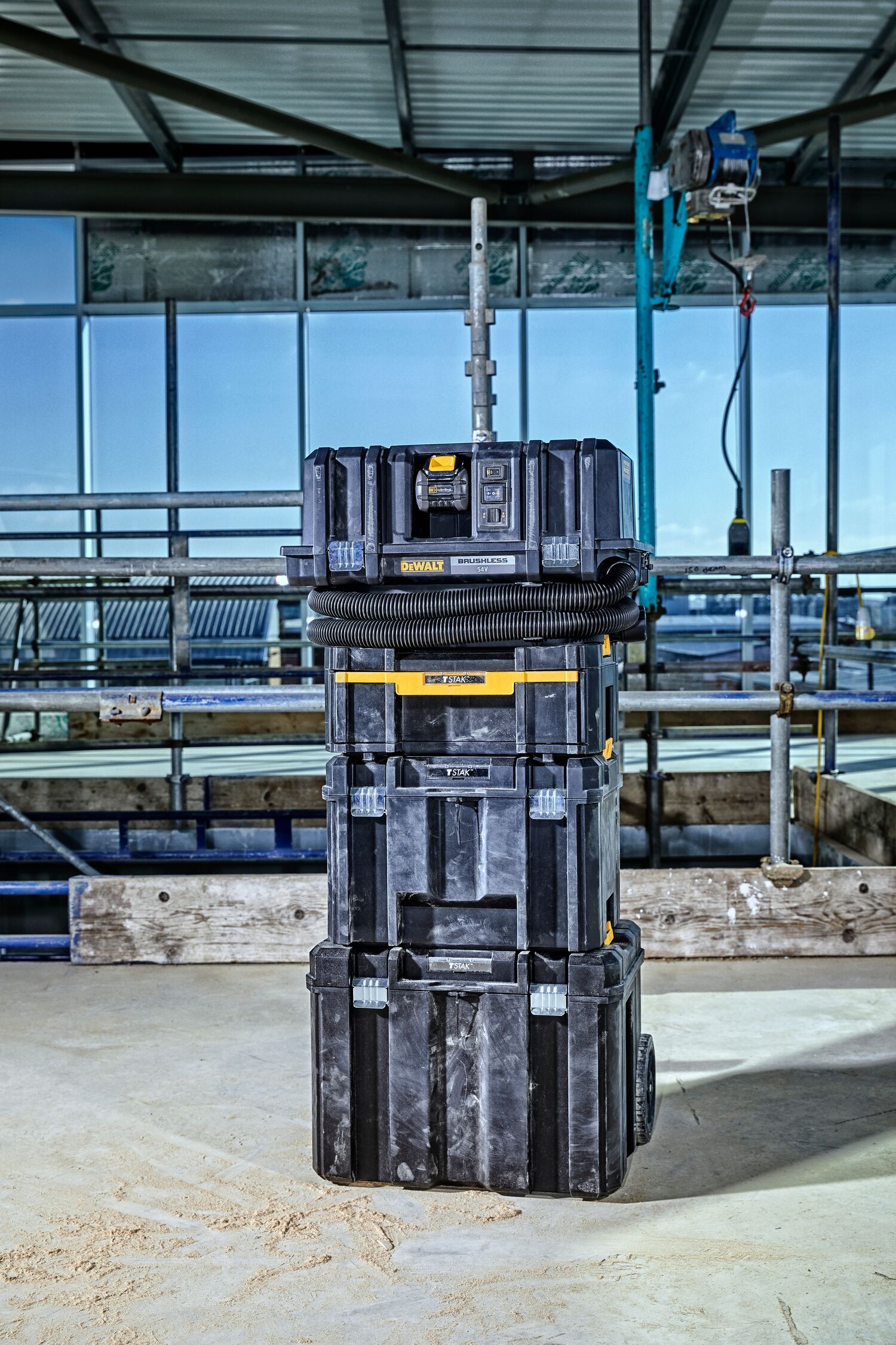 DEWALT DCV586MN-XJ 54V XR FLEXVOLT M-Class Dust Extractor - Bare - Image 4