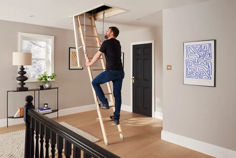 WERNER Easi-Build Series Loft Ladder - Image 3