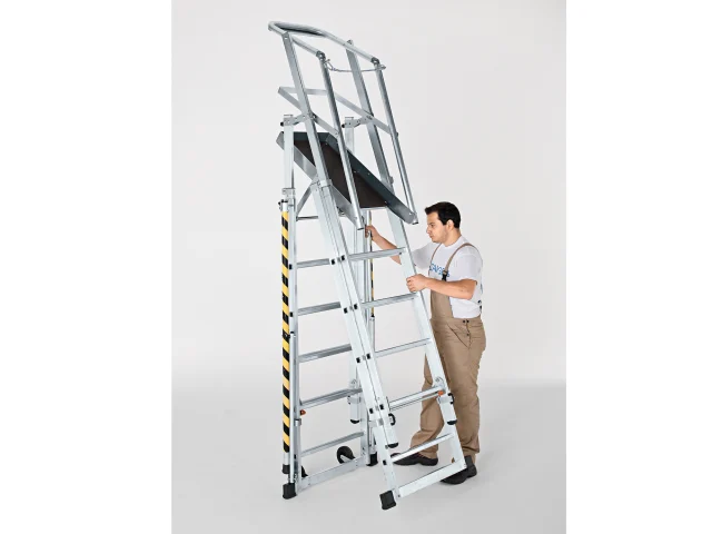 ZAP 1 Access Platform, Platform Height 1.0/1.3/1.6/1.8m 4 - 7 Rungs - Image 5