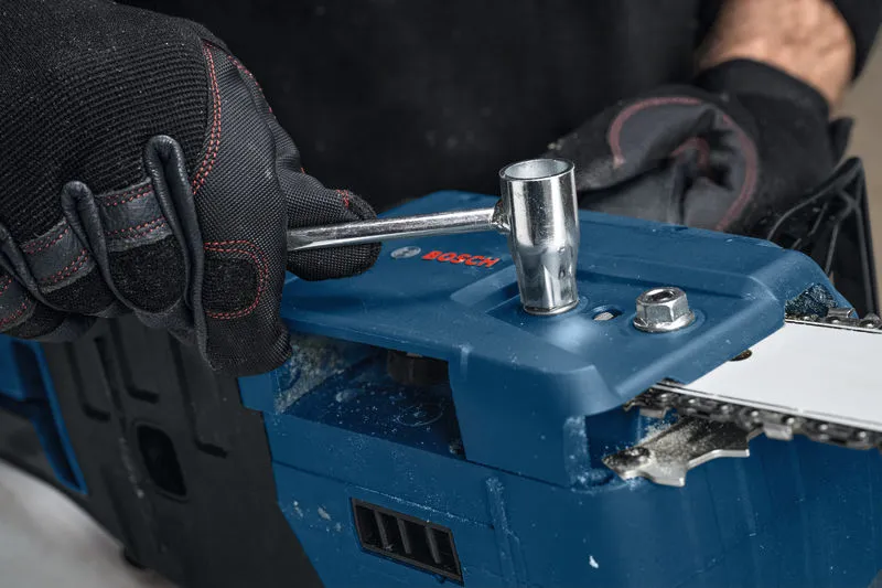 BOSCH GKE 18V-40 18V chainsaw 40cm bare unit - Image 4